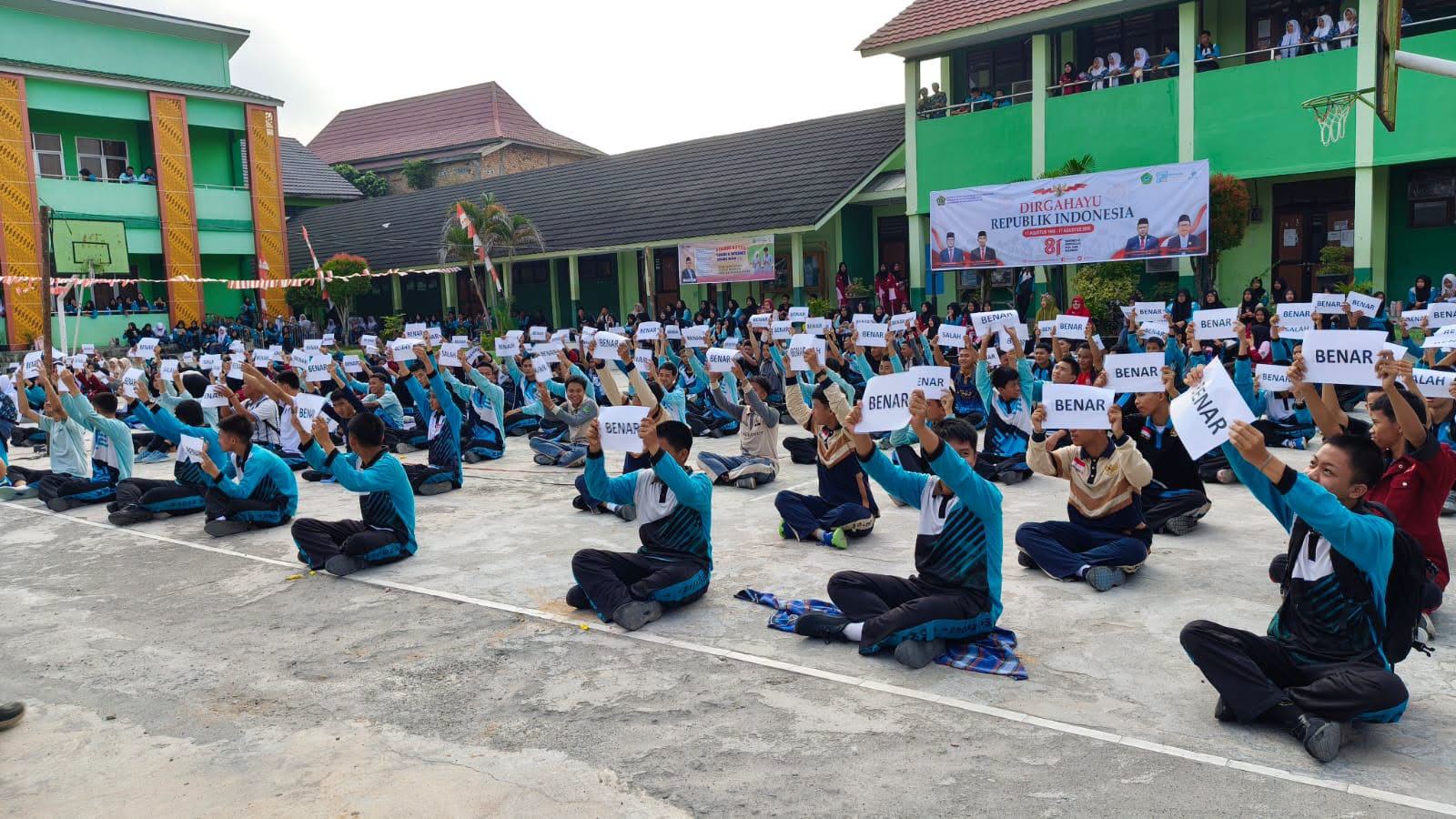 Semarak HUT RI ke-81, Hari Ketiga Perlombaan MAN 1 OKU Berlangsung Meriah