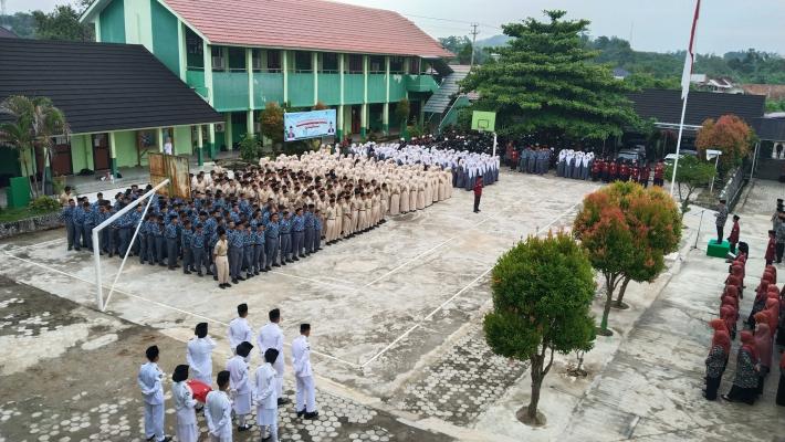 MAN 1 OKU Gelar Upacara Peringatan Hari Kebangkitan Nasional ke-118 Tahun 2026